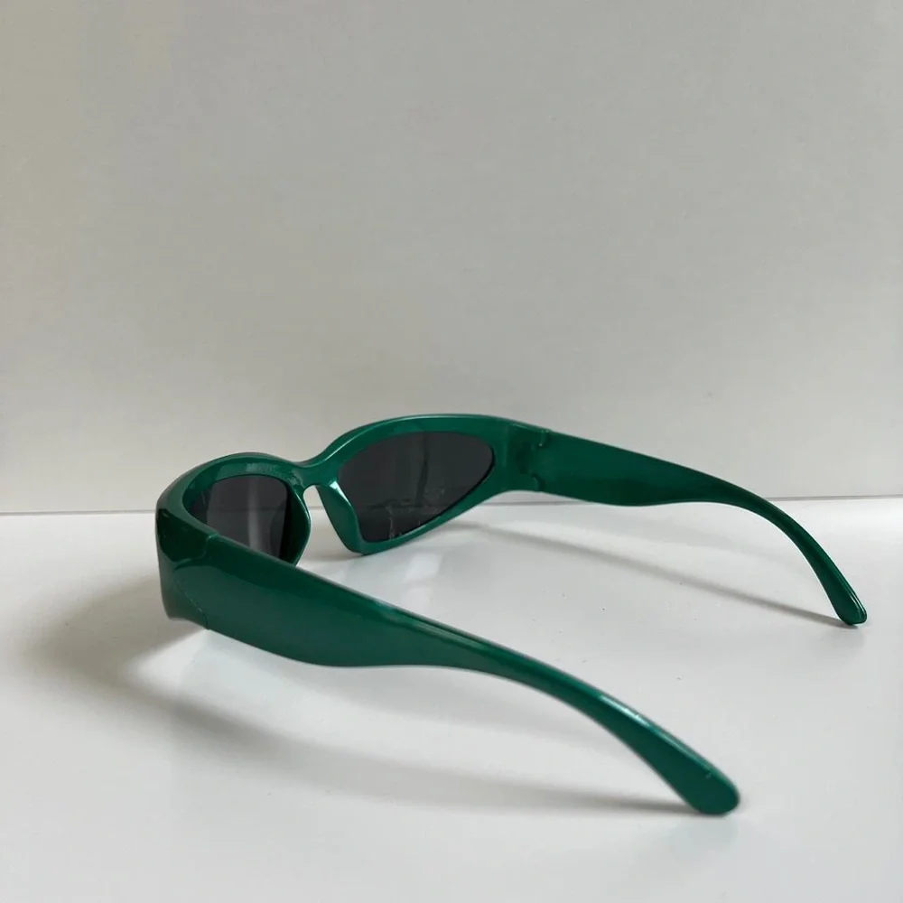 unique sick y2k 2000s vintage style forest green surfer  sunglasses
